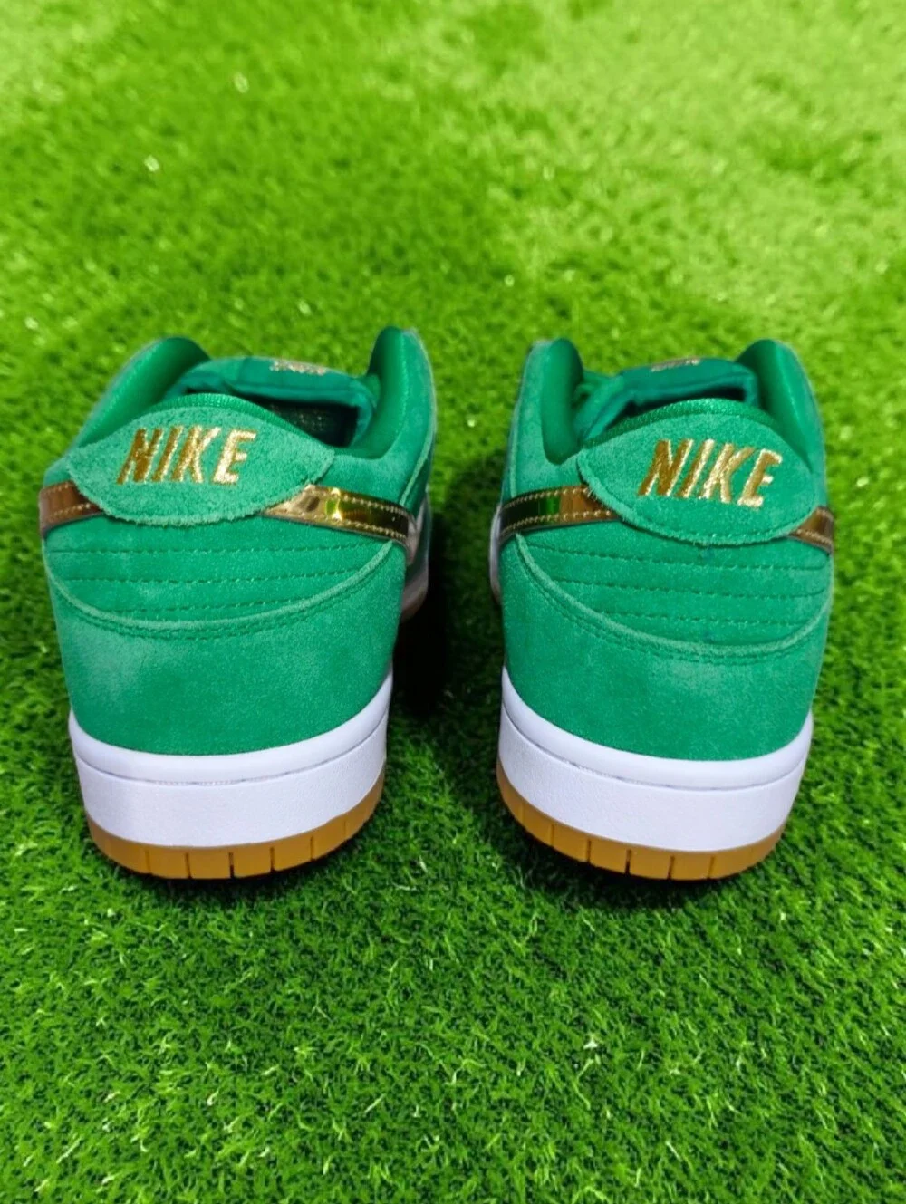Nike SB Dunk Low St. Patricks Day 2022 Size 12 Used